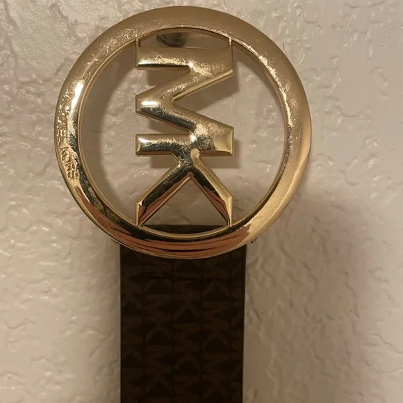 Michael Kors Patterned Belt with Gold Logo Buckle - Picture 2 of 6